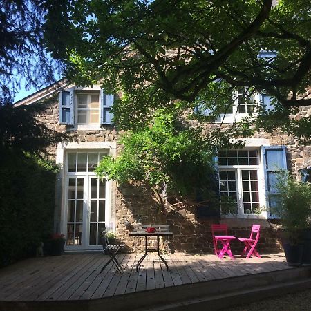 Maison De Vacances, Gite "Le Vieux Logis" A Profondeville Exterior photo